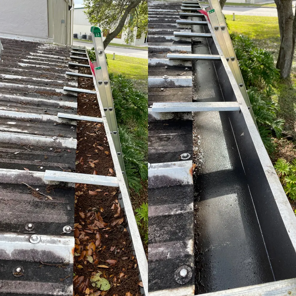 Commercial gutter cleaning in Sarasota